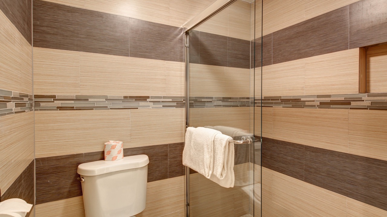 Photo of Bathroom in East Manhattan Beach