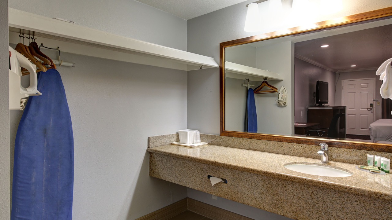 Photo of Bathroom in East Manhattan Beach