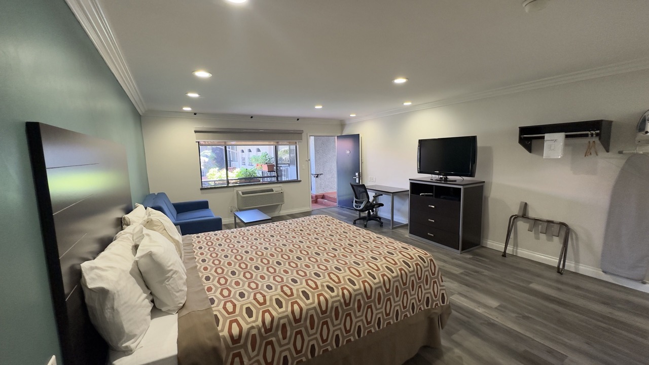 Photo of Livingroom in Glendora