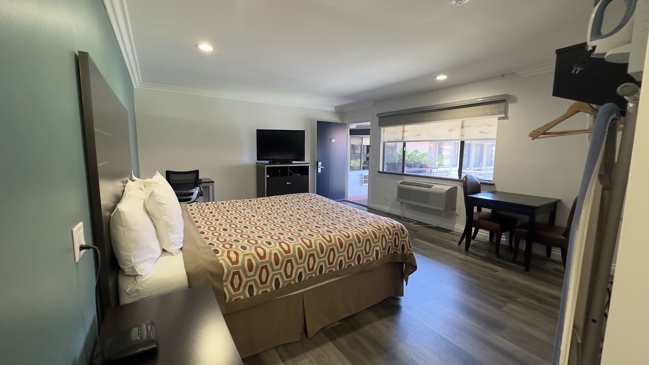 Photo of Bedroom in Glendora