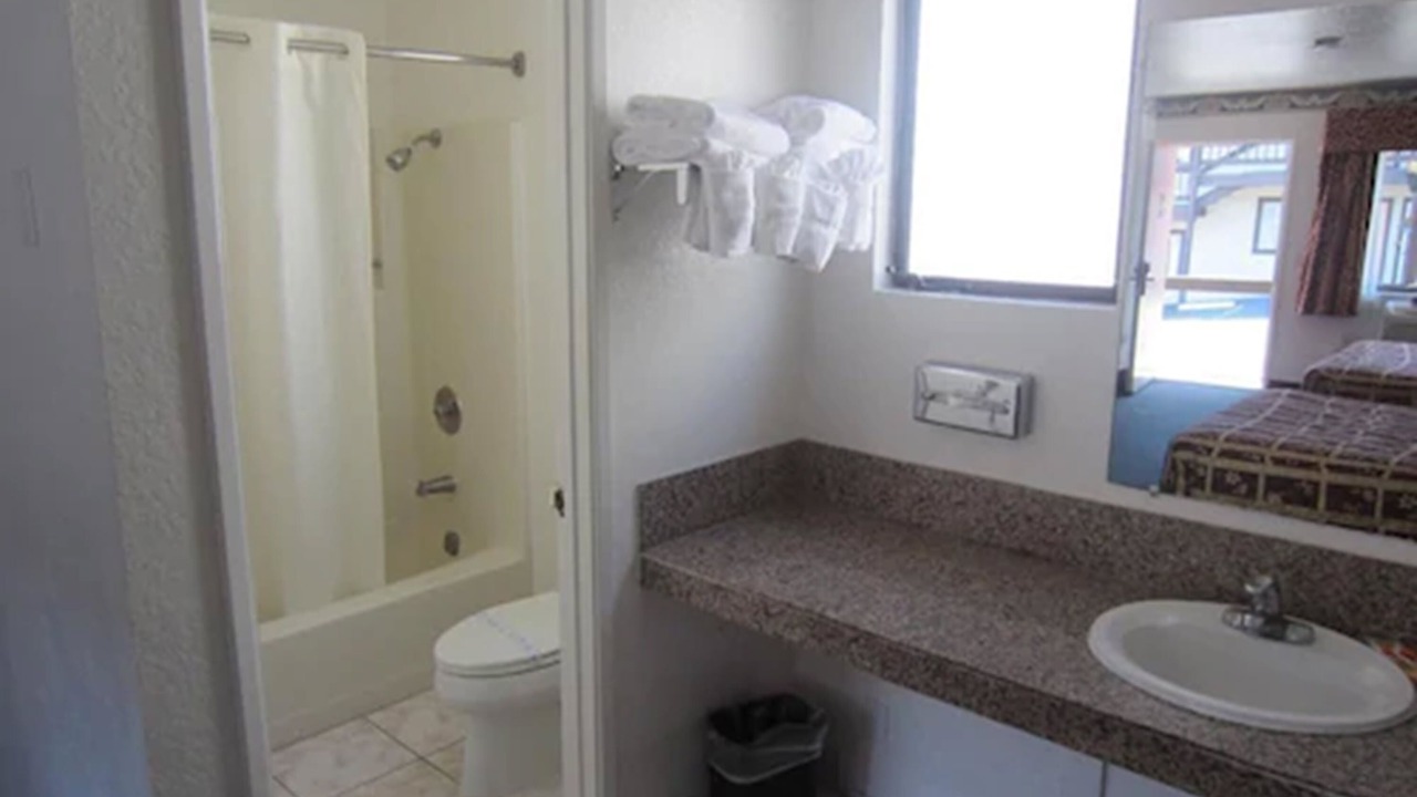 Photo of Bathroom in North Fremont Street