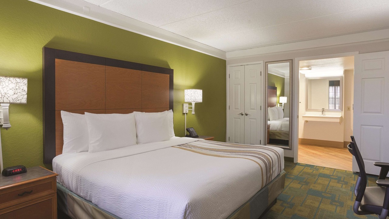 Photo of Bedroom in Lincoln Acres