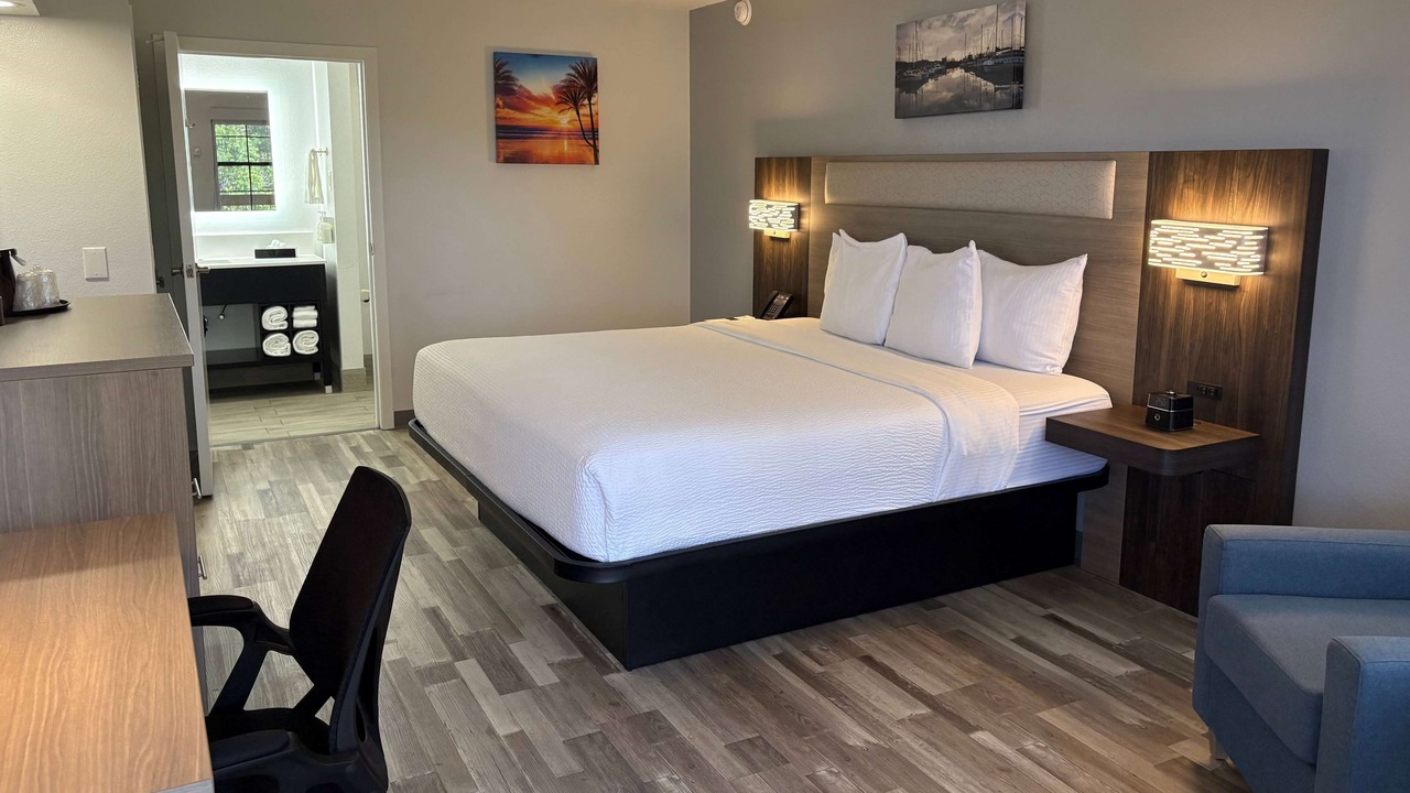 Photo of Bedroom in Lincoln Acres
