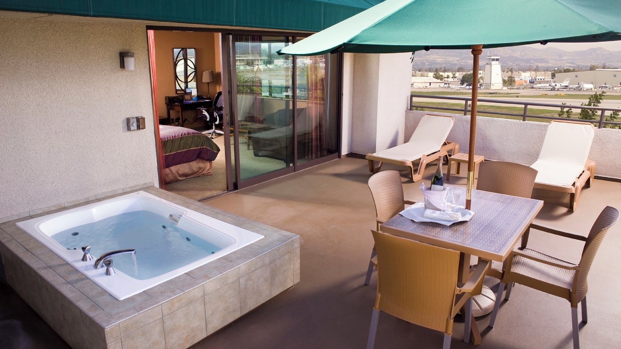 Photo of Patio Balcony in Lake Balboa