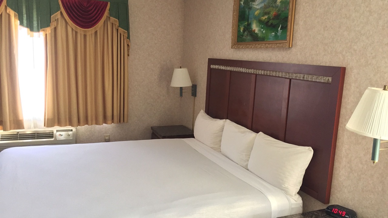 Photo of Bedroom in Canyon Country