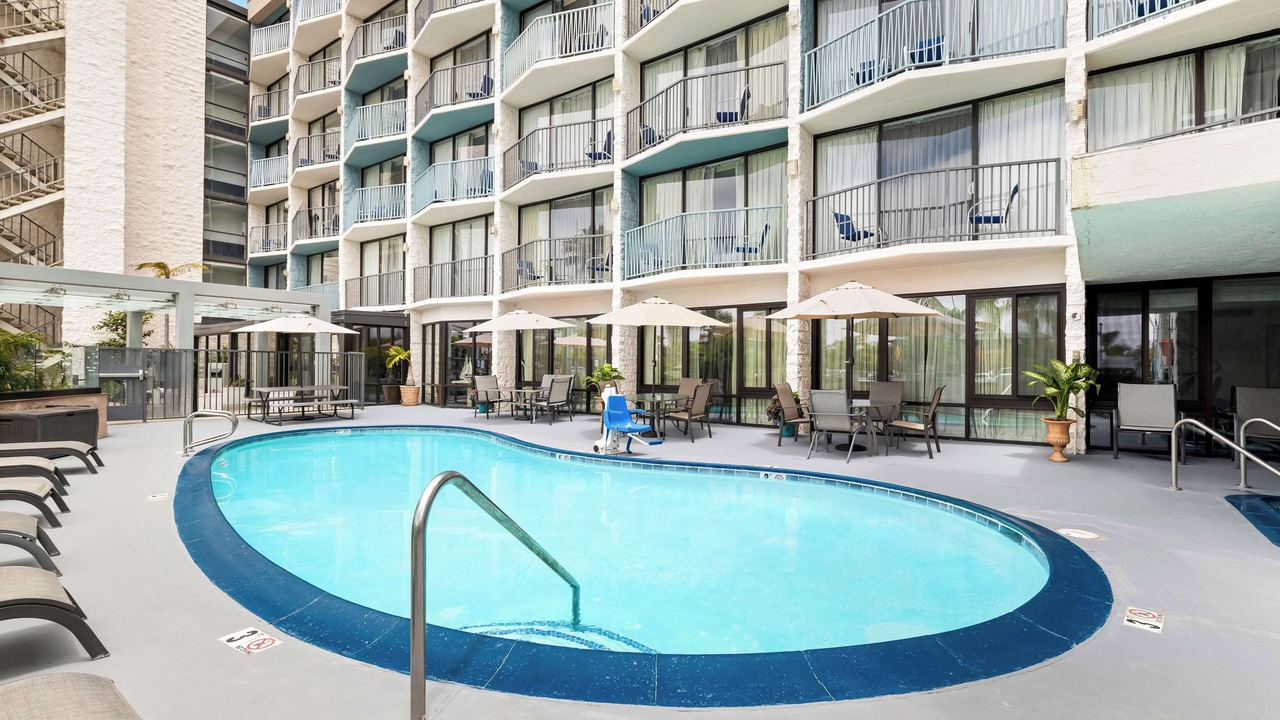 Photo of Outdoor in Roseville - Fleet Ridge