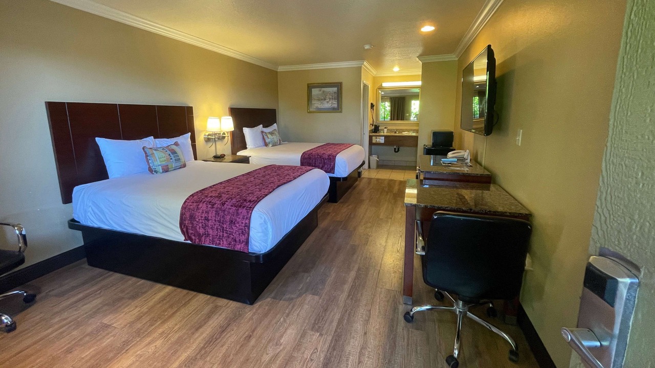 Photo of Bedroom in Downtown