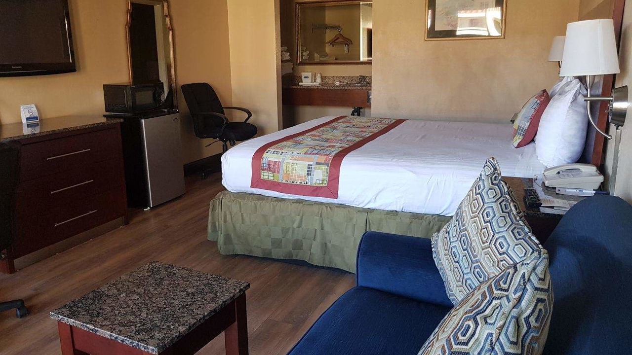 Photo of Bedroom in Downtown