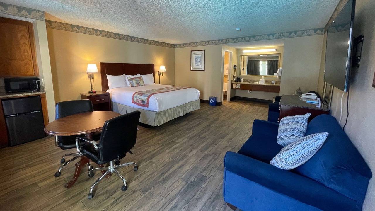 Photo of Bedroom in Downtown