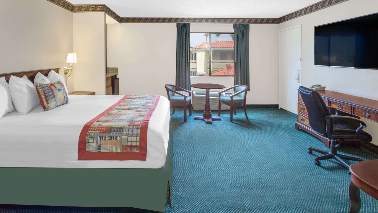 Photo of Bedroom in Downtown