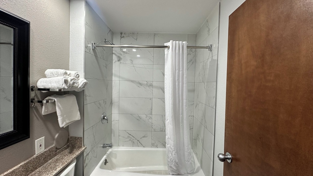 Photo of Bathroom in Lebec