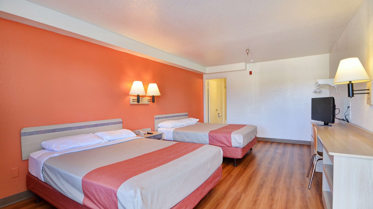 Photo of Bedroom in Twentynine Palms