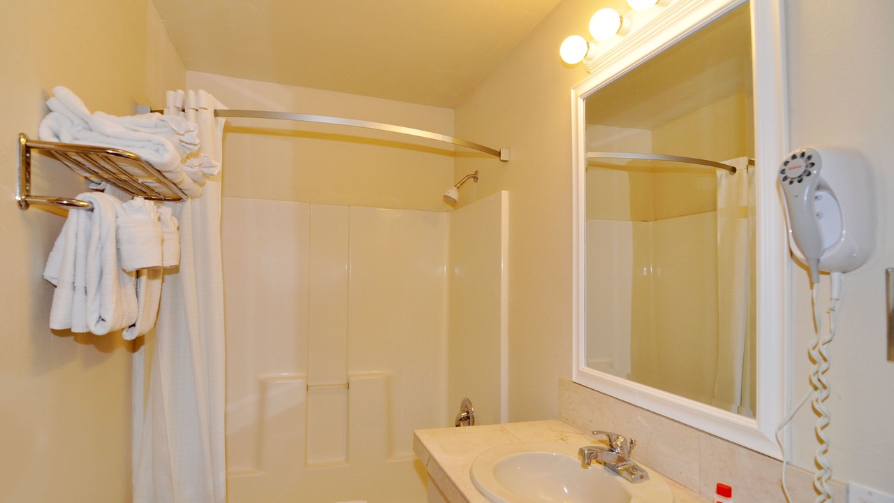 Photo of Bathroom in North Fremont Street
