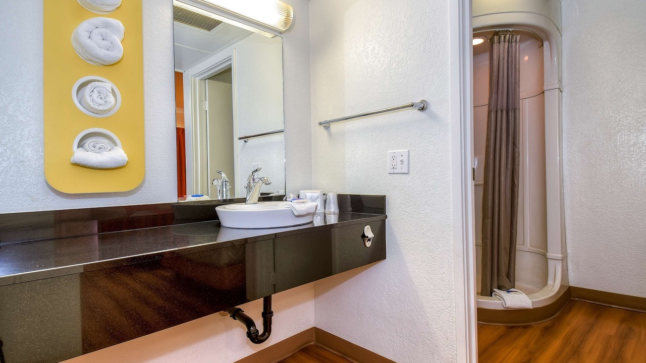 Photo of Bathroom in Corona