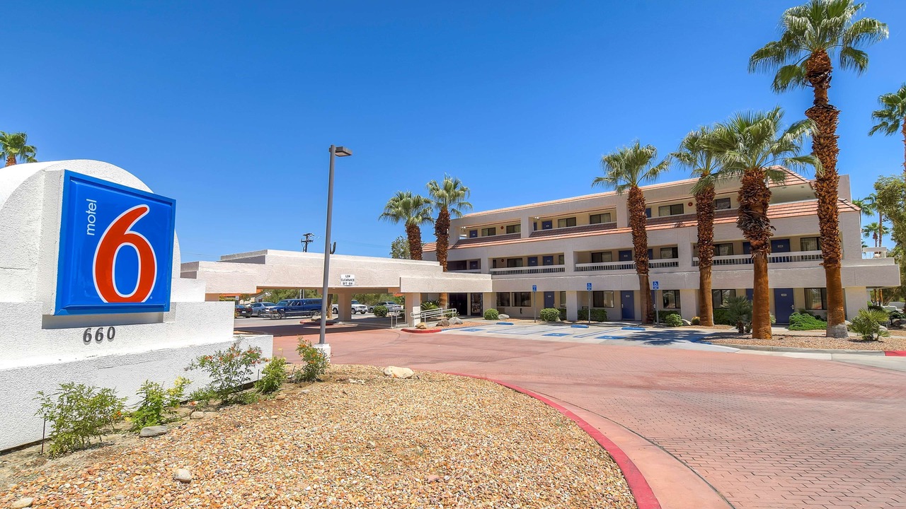 Photo of Outdoor in Warm Sands