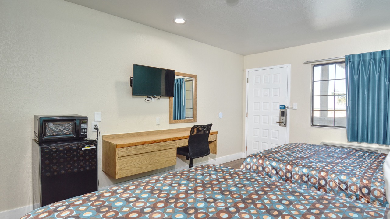 Photo of Bedroom in Buttonwillow