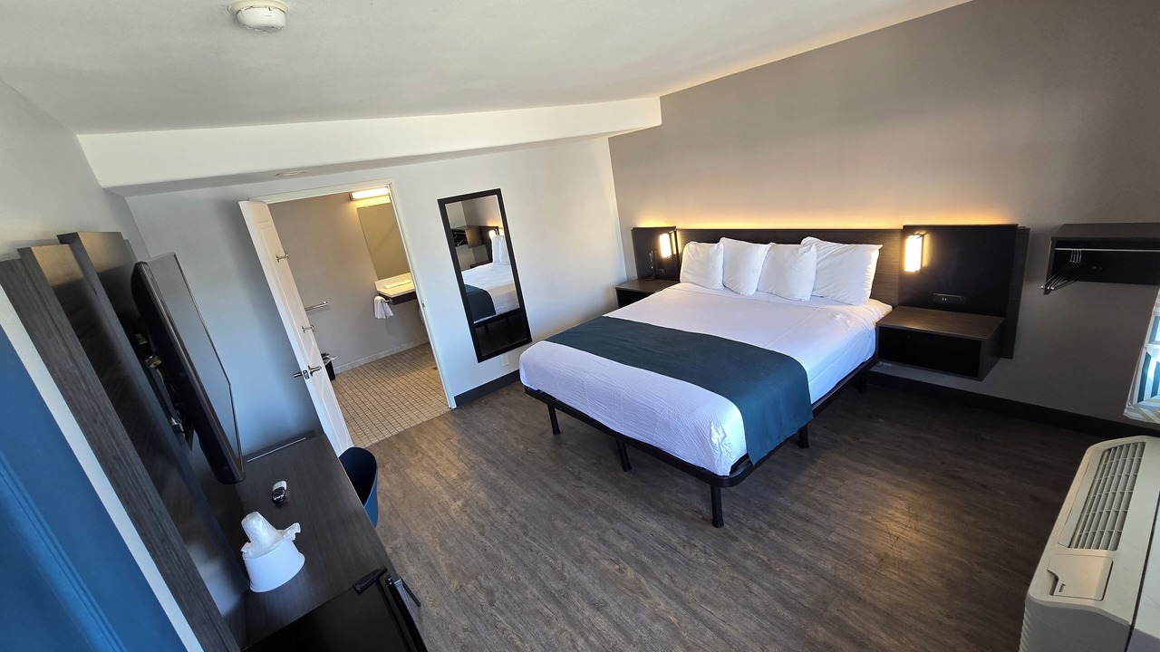 Photo of Bedroom in Westlake South