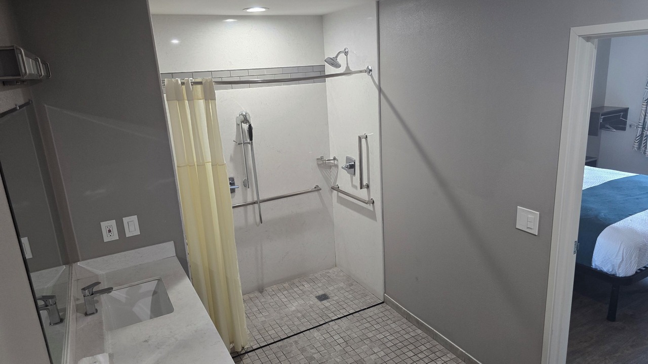 Photo of Bathroom in Westlake South