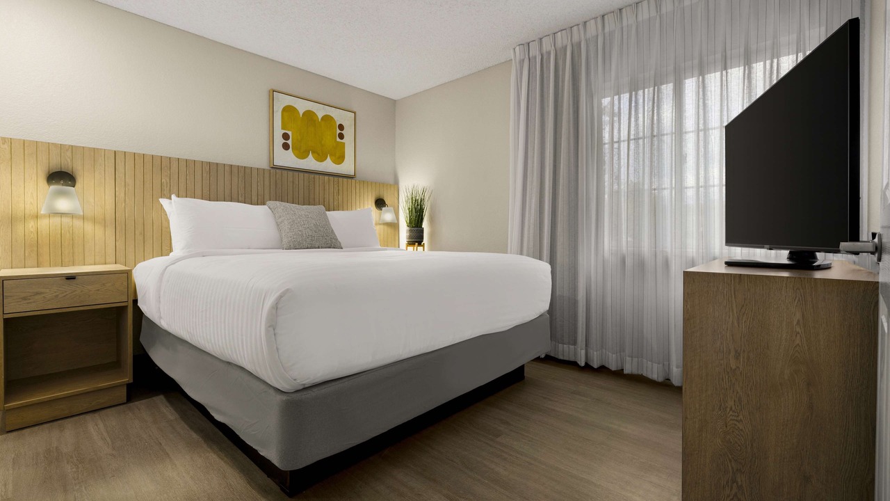 Photo of Bedroom in Irvine Industrial Complex-East