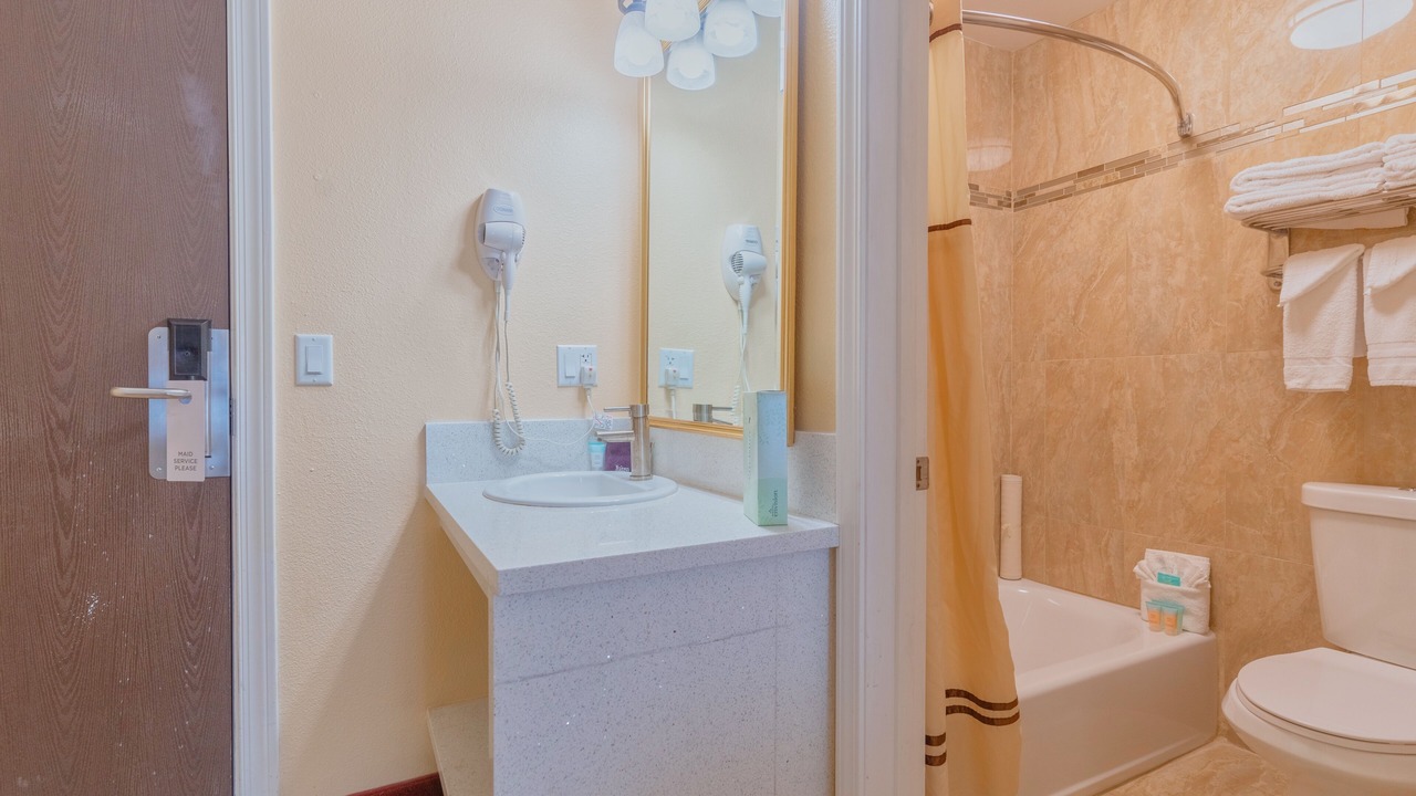 Photo of Bathroom in Mariposa