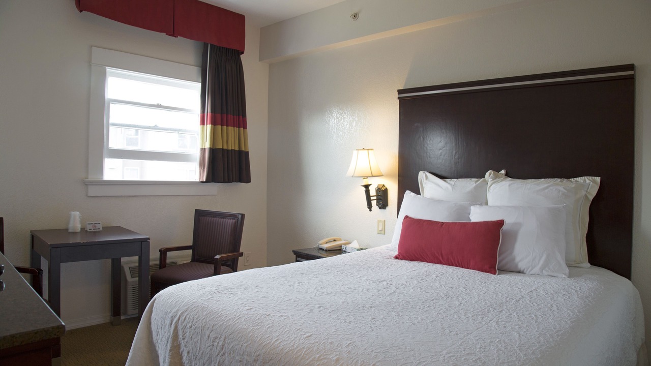Photo of Bedroom in Little Italy