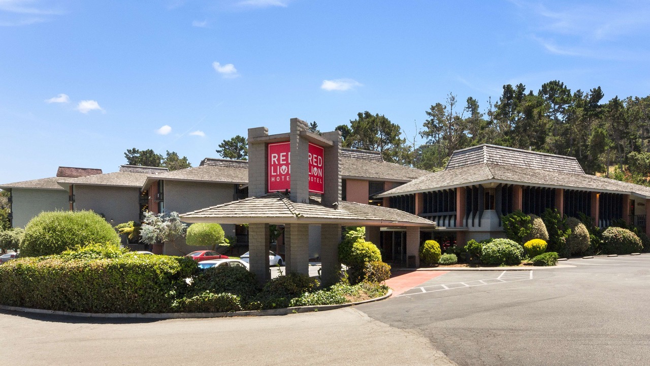Photo of Outdoor in Munras Avenue