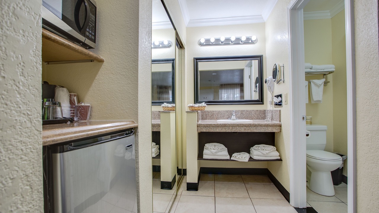Photo of Bedroom in Northwest Anaheim