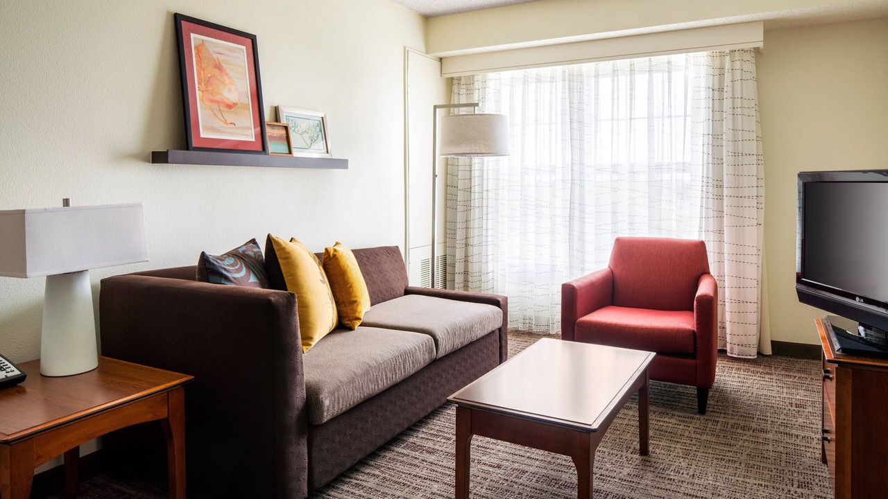 Photo of Bedroom in Los Alamitos