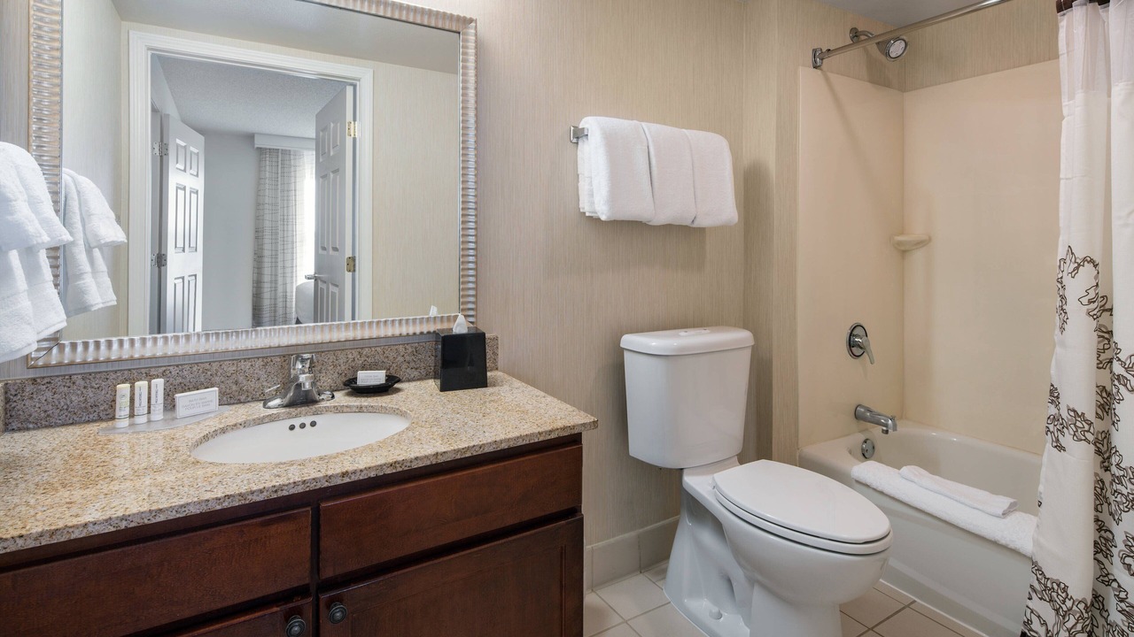 Photo of Bathroom in Los Alamitos