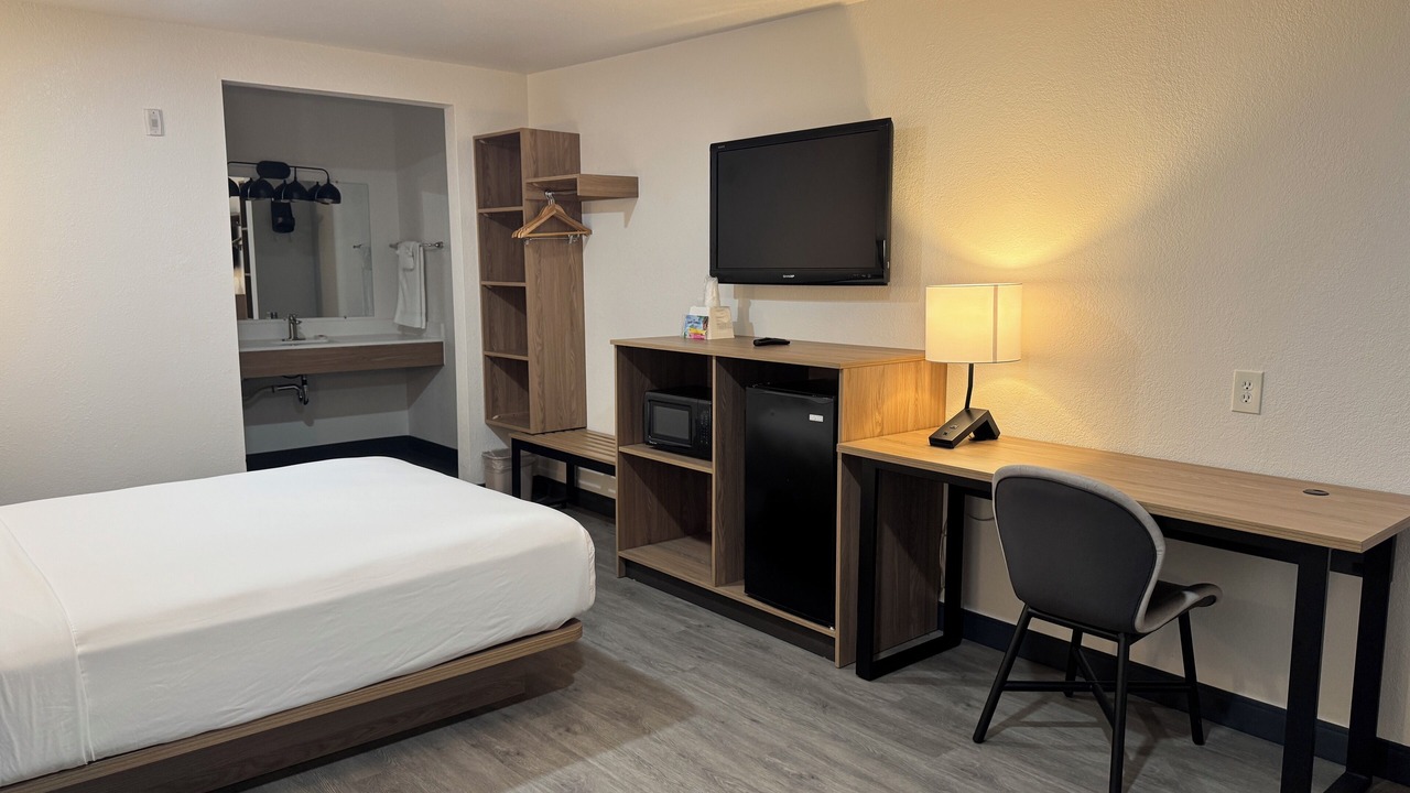 Photo of Bedroom in Thousand Palms