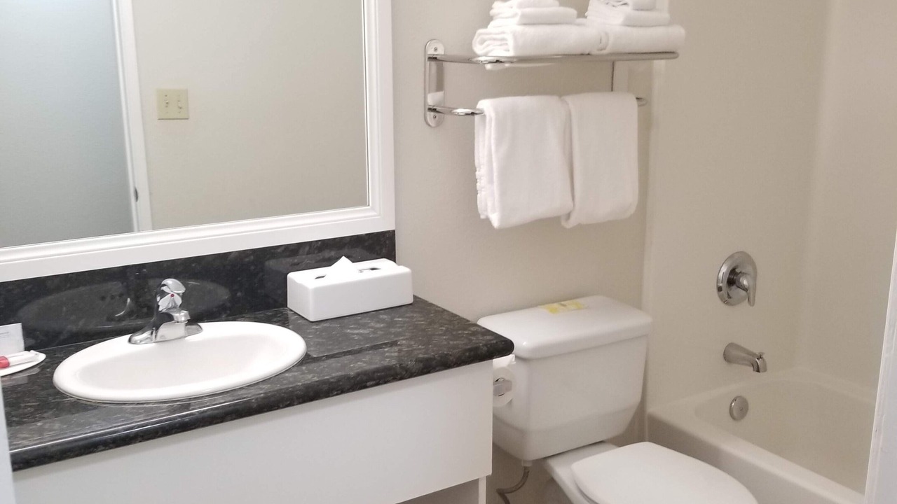 Photo of Bathroom in East Side Capistrano