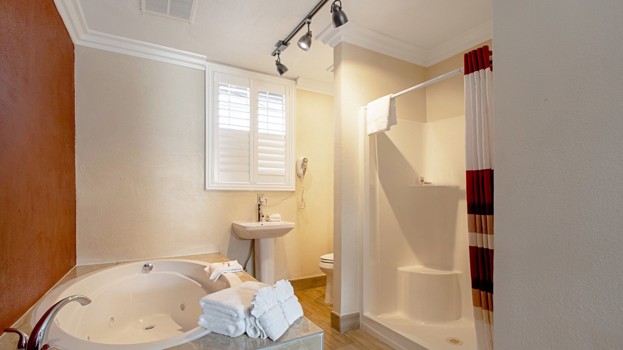 Photo of Bathroom in North Fremont Street