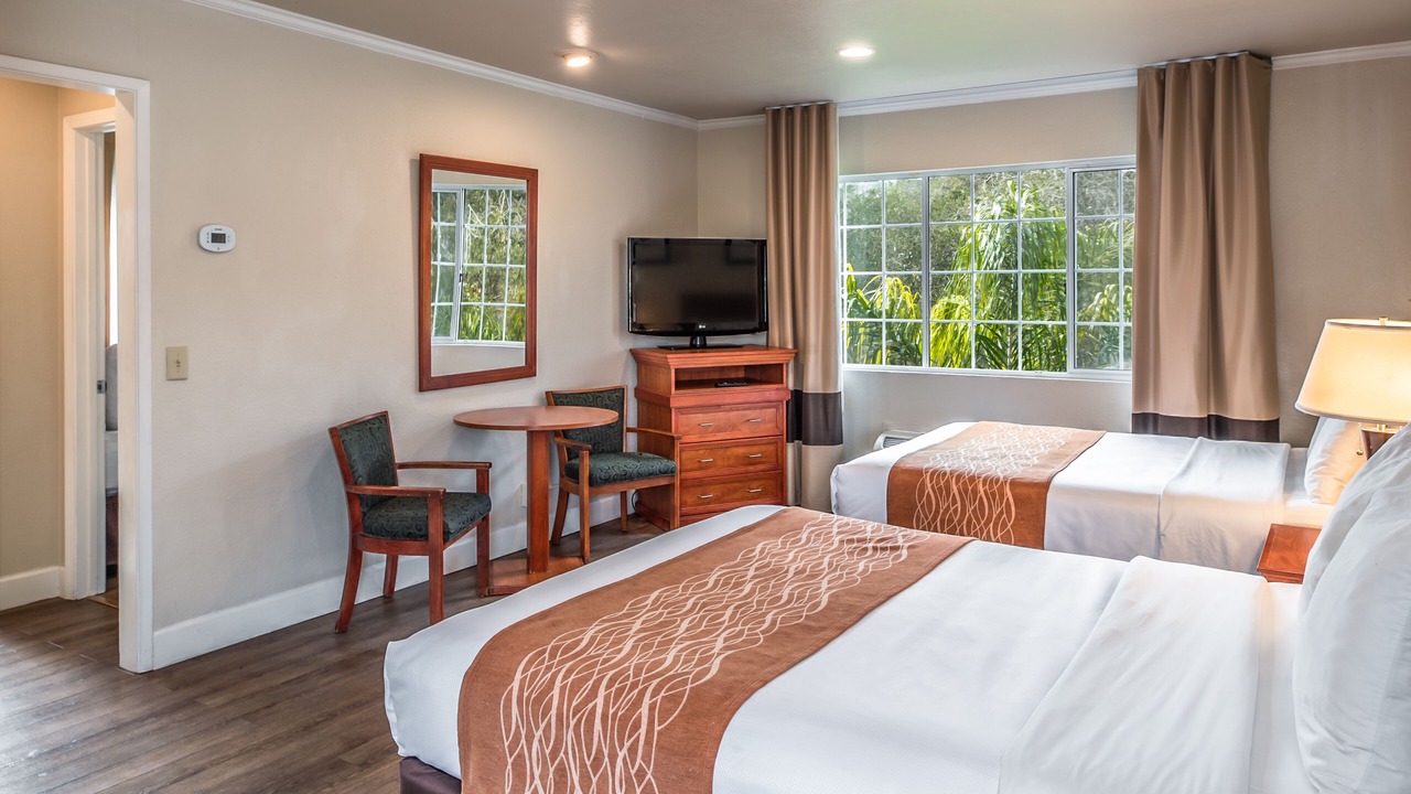 Photo of Bedroom in North Fremont Street