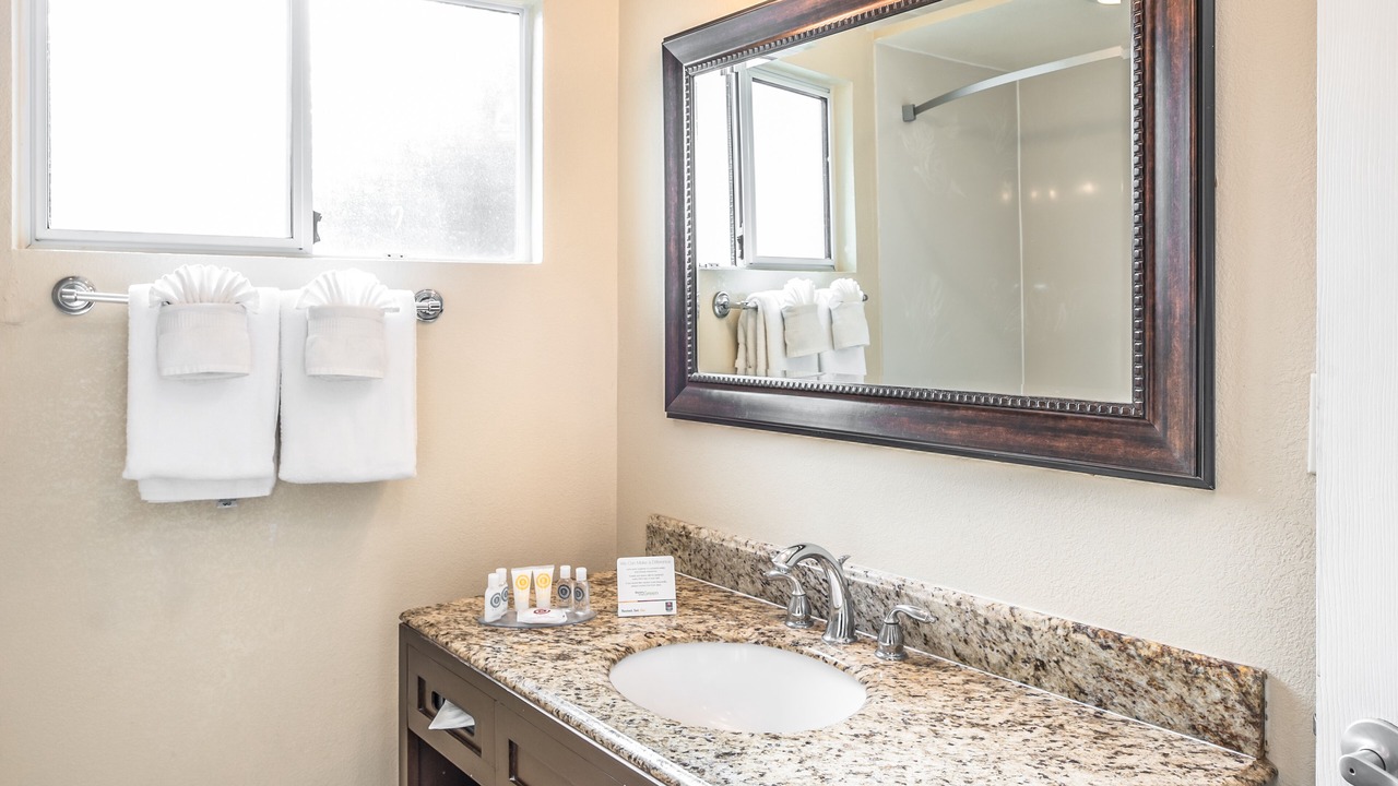 Photo of Bathroom in North Fremont Street