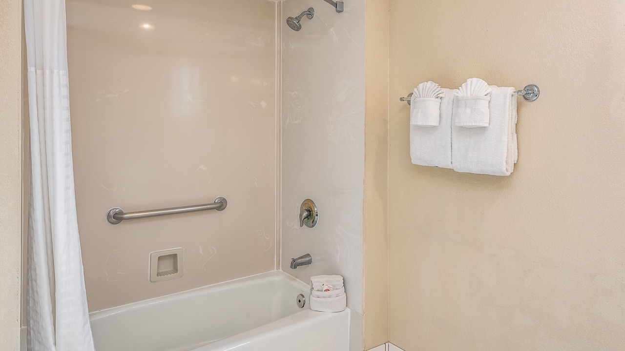 Photo of Bathroom in North Fremont Street