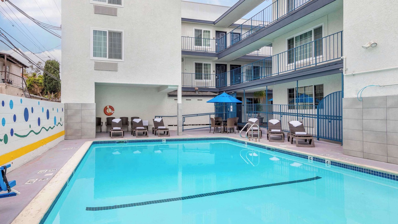 Photo of Outdoor in Mid-City