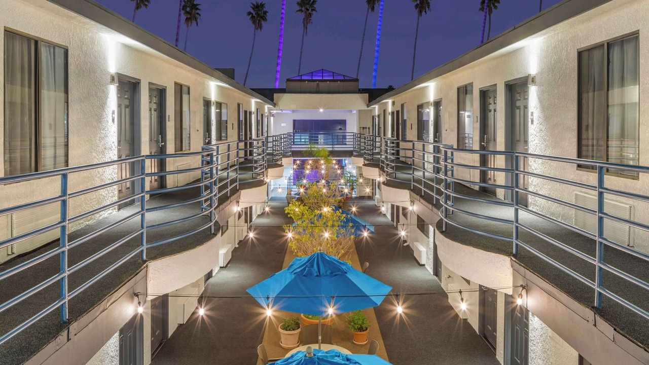 Photo of Outdoor in Mid-City