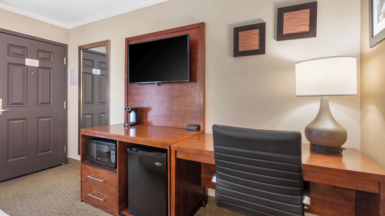 Photo of Bedroom in Mid-City