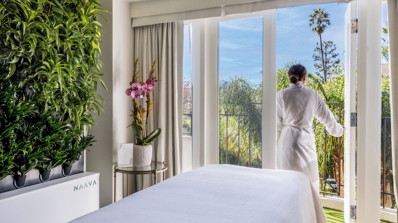 Photo of Bedroom in Beverly Grove