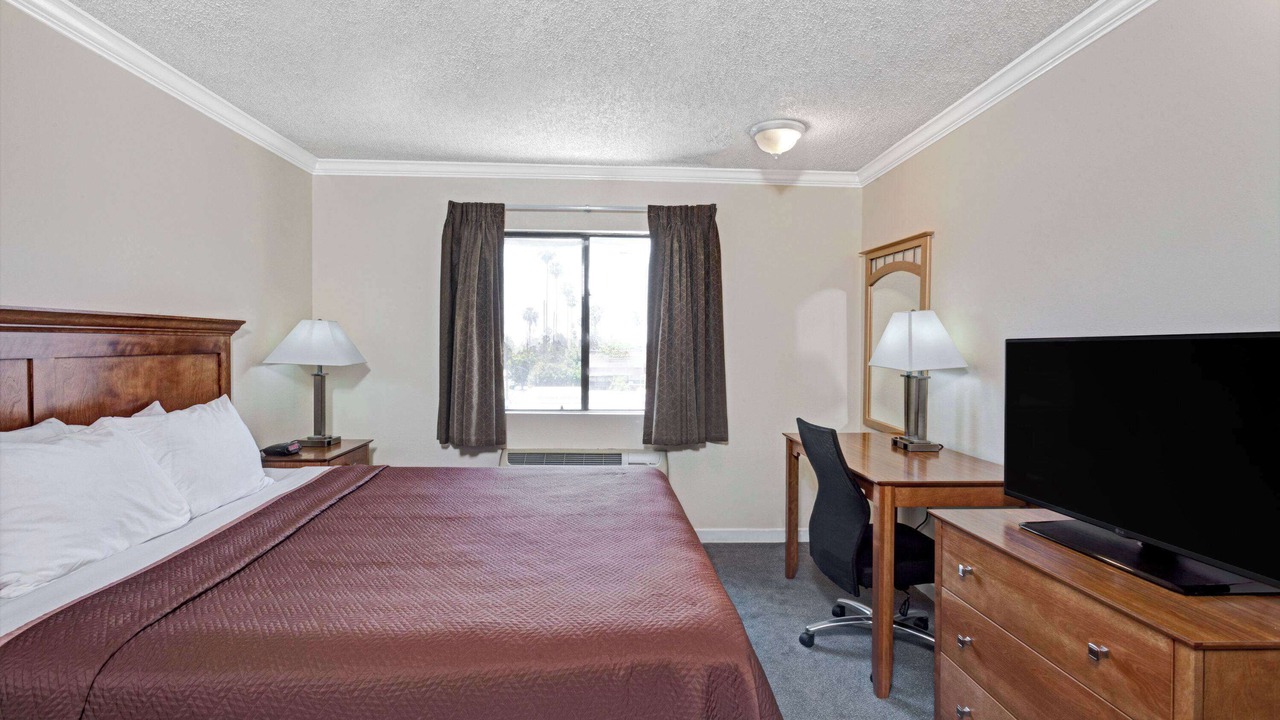 Photo of Bedroom in Lamanda Park