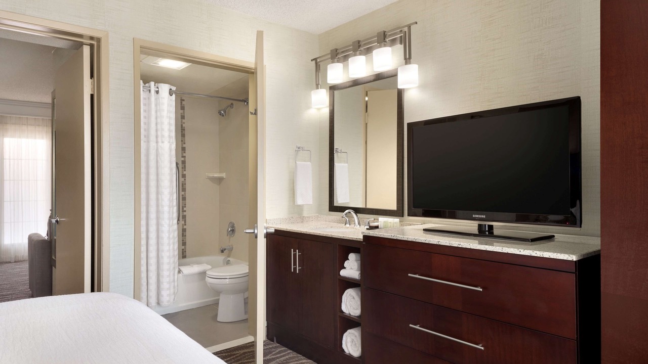 Photo of Bedroom in Lompoc