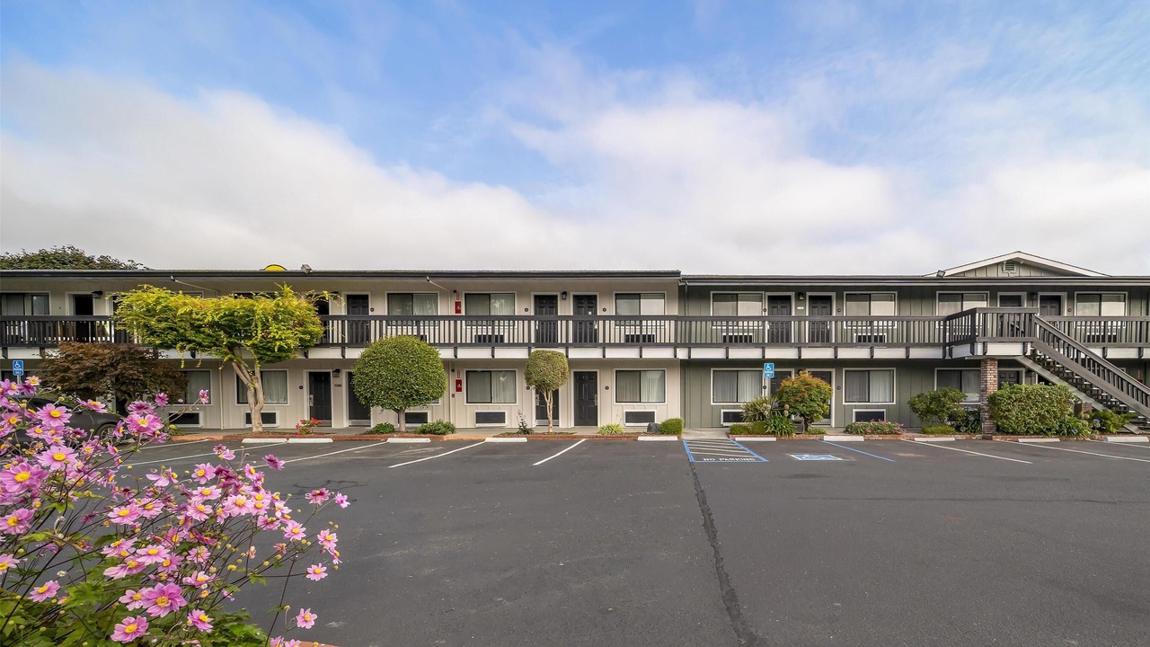 Photo of Outdoor in Pacific