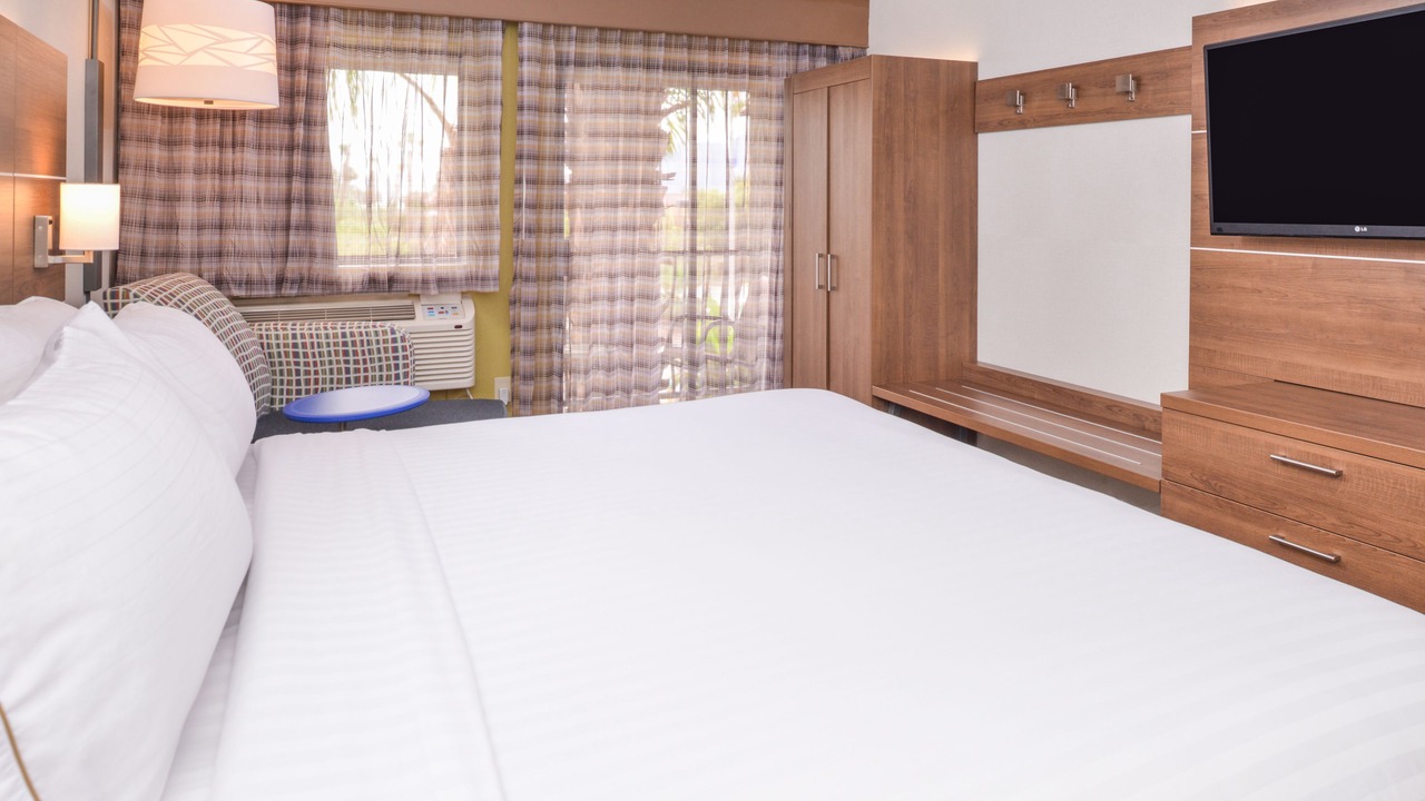 Photo of Bedroom in Palm Desert