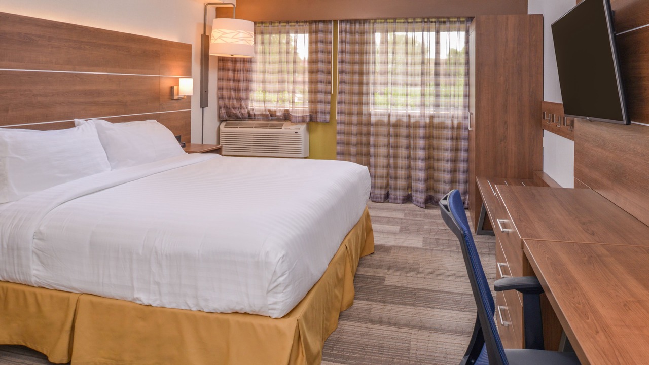 Photo of Bedroom in Palm Desert