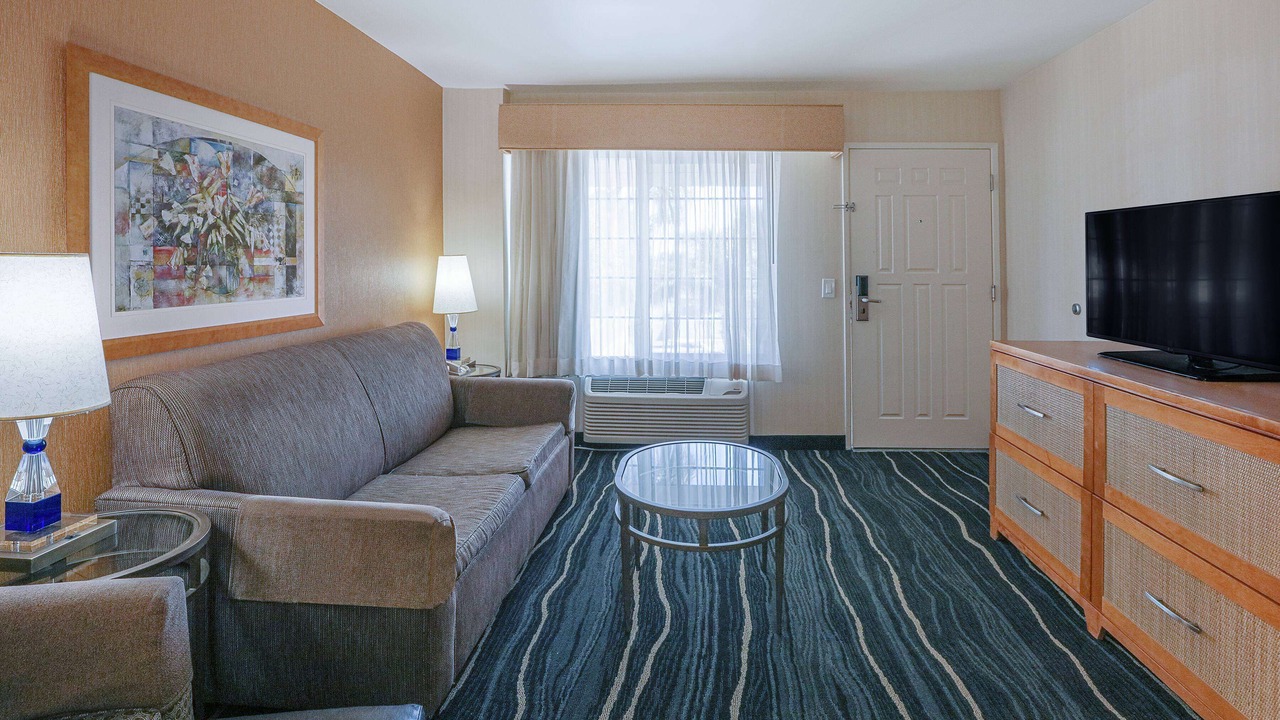Photo of Bedroom in Downtown