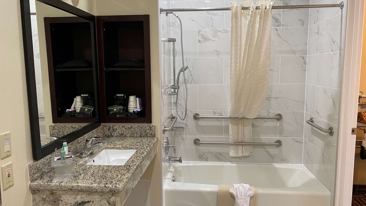 Photo of Bathroom in East Pasadena