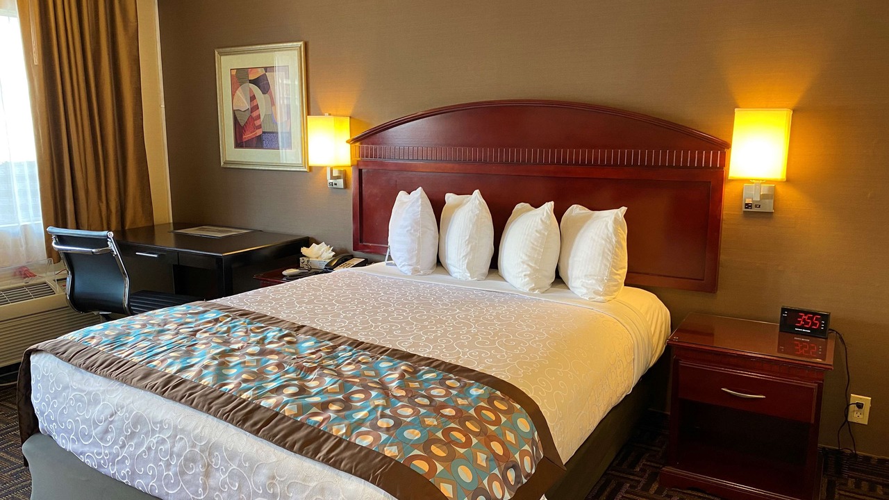 Photo of Bedroom in East Pasadena