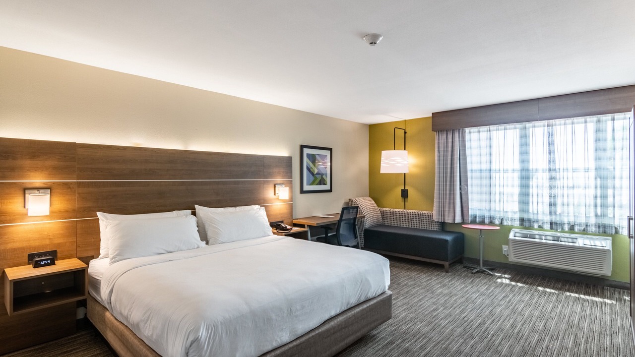 Photo of Bedroom in Camarillo