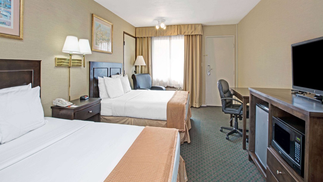 Photo of Bedroom in Delthorne