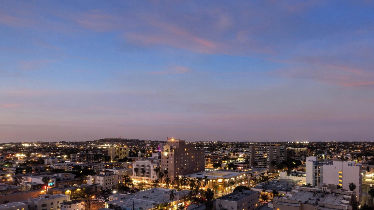 Photo of Bedroom in Downtown Long Beach